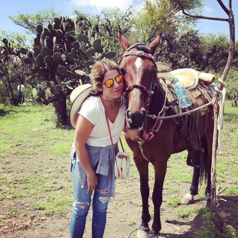 Meet your Posher, Victoria